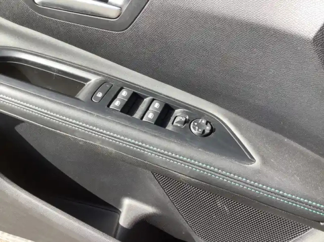 Peugeot 5008 bluehdi 130ch s&amp;s eat8 allure pack — photo 43