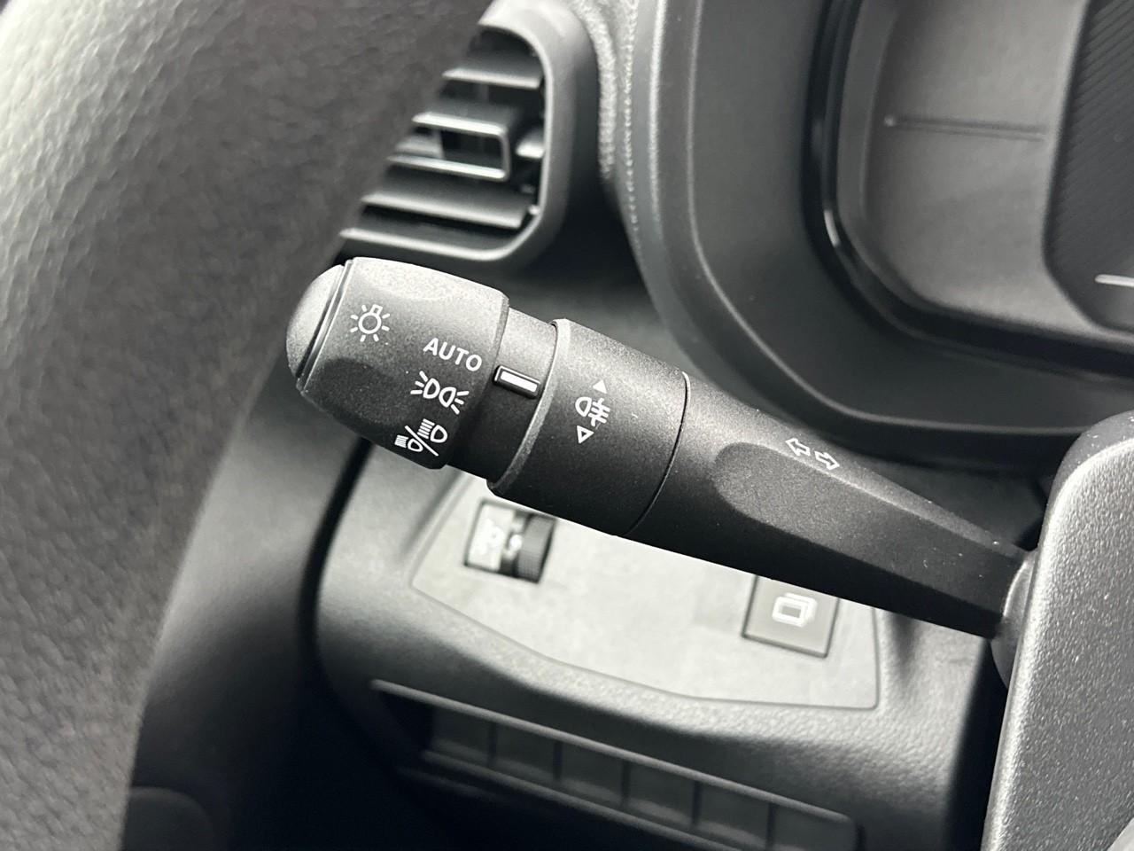 Citroën Berlingo van m diesel 100 ch manuelle — photo 17