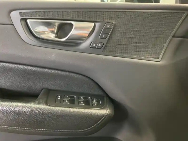 Volvo Xc60 t8 twin engine 303 + 87ch inscription luxe geartronic — photo 13