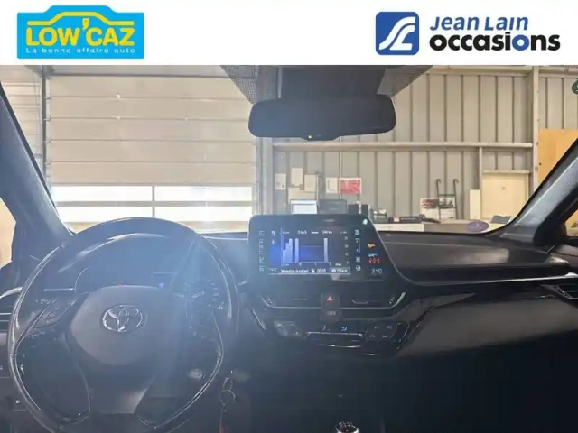 Toyota C-Hr 116ch turbo 2wd — photo 18