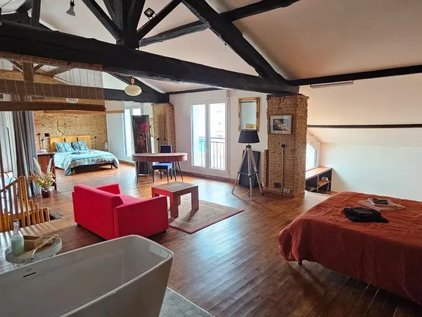 Loft industriel 220 m²