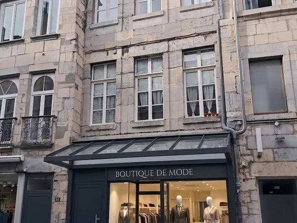 Local commercial 51 m2 rue des Granges à Besançon