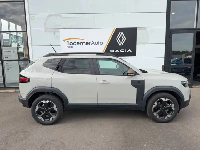Dacia Duster hybrid 155 — photo 5