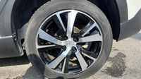 Peugeot 2008 1.2 PureTech 130ch E6.c Allure S&S — photo 11