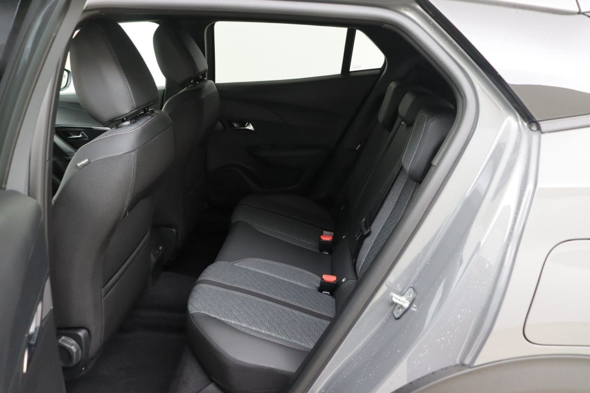 Peugeot 2008 — photo 14