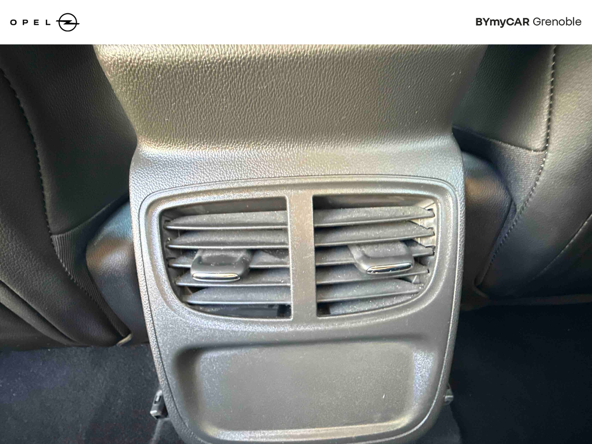 Opel Grandland Hybrid 225 ch BVA8 — photo 22
