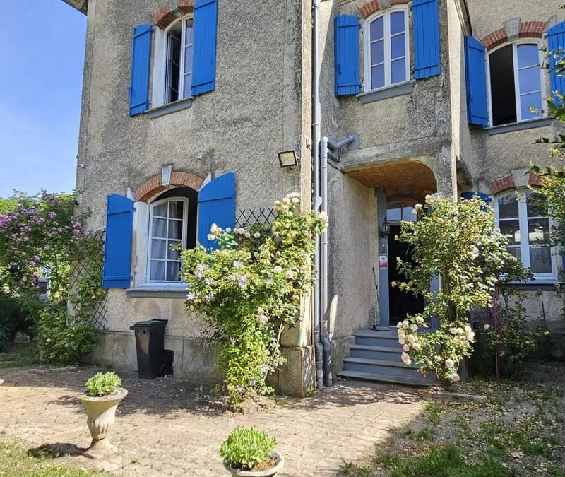 Photo 1