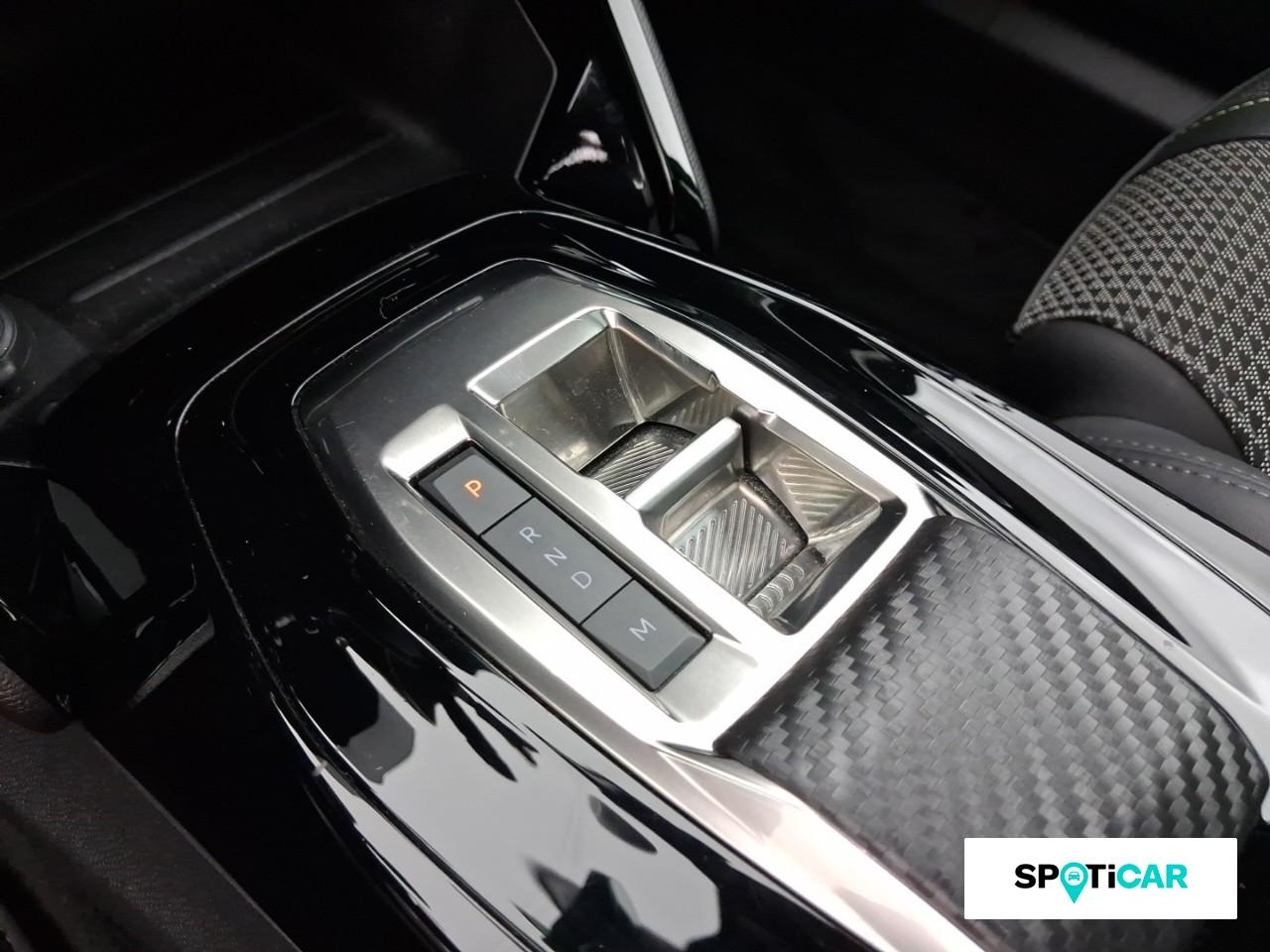 Peugeot 2008 1.2 puretech 130ch s&s gt eat8 — photo 14