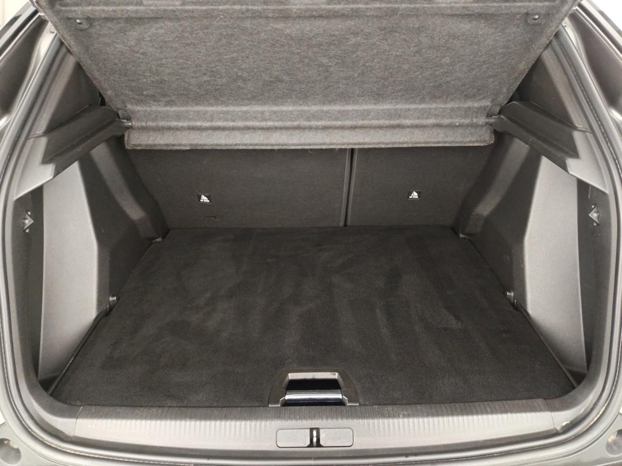 Peugeot 2008 puretech 100 s&s bvm6 allure — photo 6