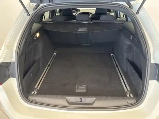 Peugeot 308 sw 1.6 bluehdi 120ch gt line s&amp;s — photo 8