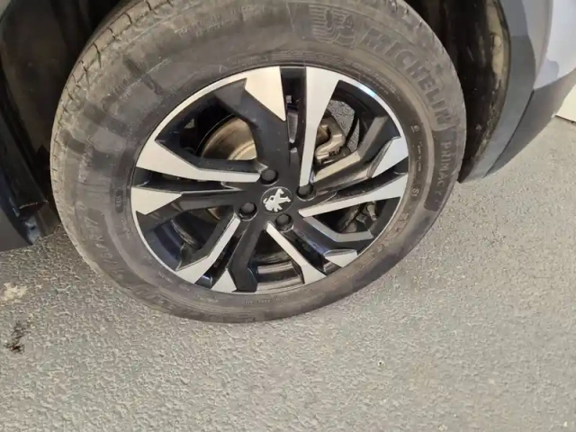 Peugeot 2008 electrique 136 ch — photo 26