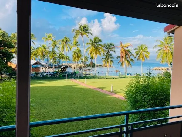 Rare- le gosier - t2 vue mer avec accès direct à la plage