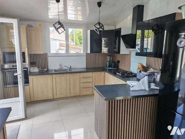 Maison 6 pièces 102 m²