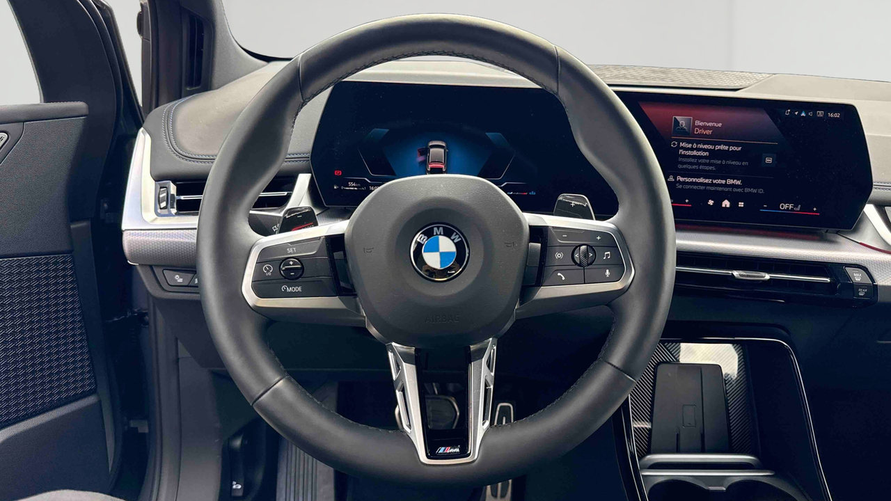 BMW Active Tourer 220i 170 ch DKG7 — photo 12