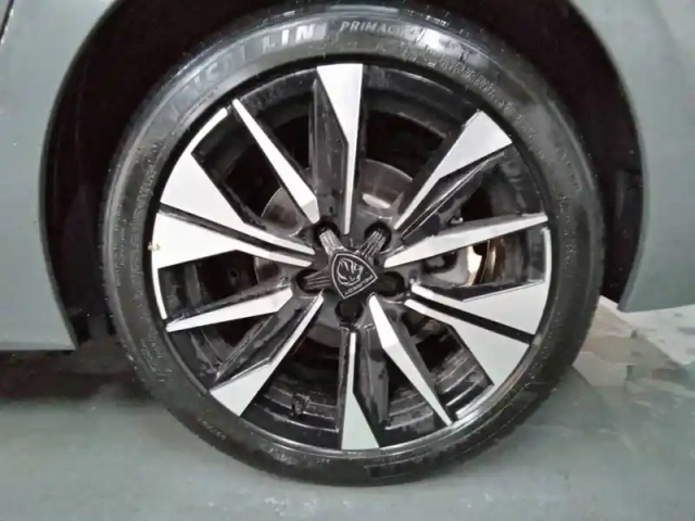 Peugeot 308 hybrid 145 e-dcs6 — photo 34