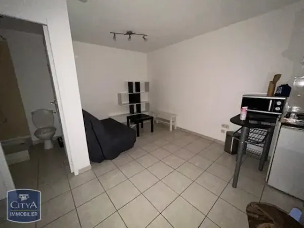 Studio 1 pièce 20 m²