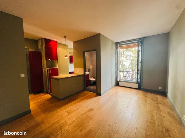 Vente Studio en parfait état - 1 pièce 26m2 - 75010