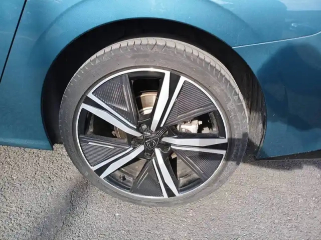Peugeot 308 sw puretech 130ch s&amp;s eat8 — photo 19