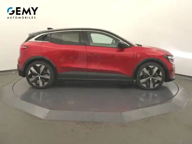 Renault Megane e-tech ev60 220 ch optimum charge — photo 19