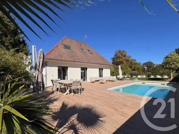 Maison 8 pièces 193 m²