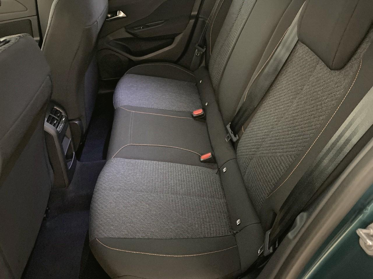 Peugeot 308 sw hybrid 145 e-dcs6 style — photo 10