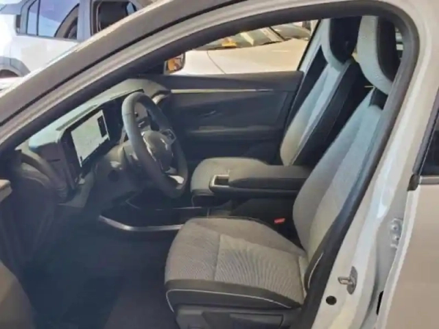 Mitsubishi Eclipse cross bev 87kwh 218ch invite+ — photo 10
