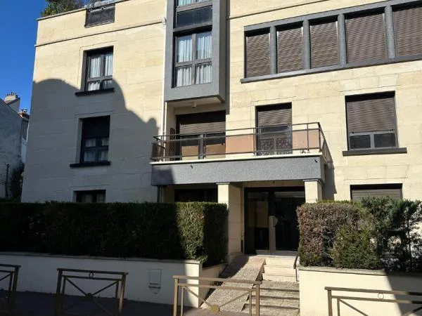 Vends t4 - 93.01 m² - Maisons Laffitte 78600