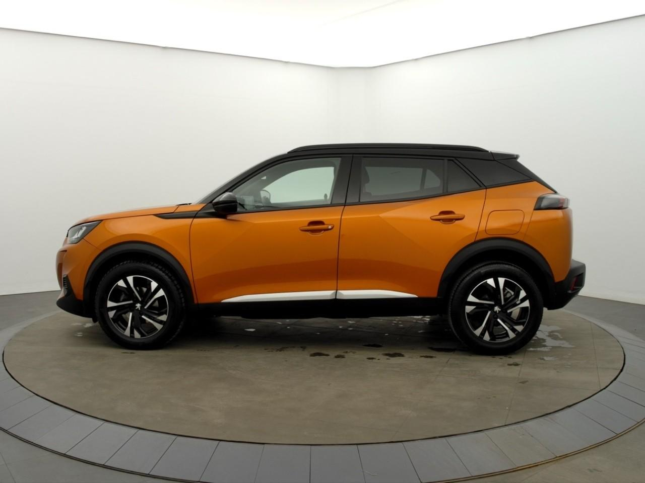 Peugeot 2008 puretech 130 s&s eat8 allure pack — photo 2