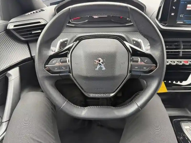 Peugeot 2008 puretech 130 s&amp;s eat8 allure — photo 12