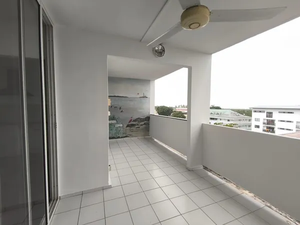 APPT DUPLEX DE TYPE 3 AVEC VUE SUR MER ET PARKING SECURISE