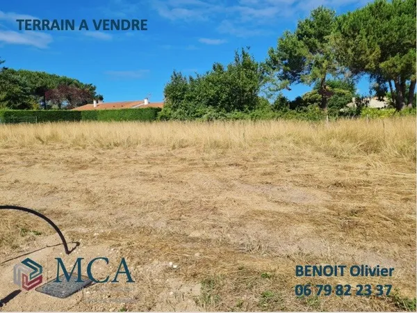 Terrain 413 m²