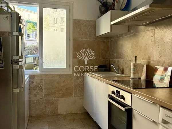 Local commercial 67 m²
