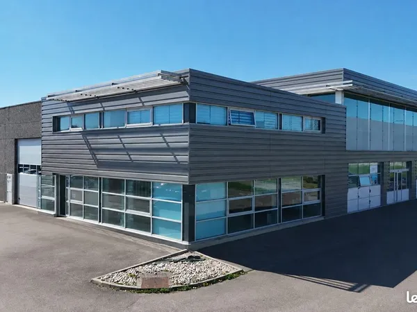 Bureaux à louer - Beauvais - 92 m² RDC