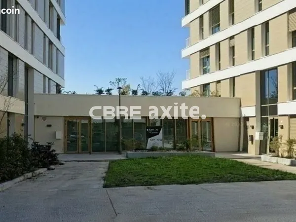 Local commercial 108 m² ANNECY