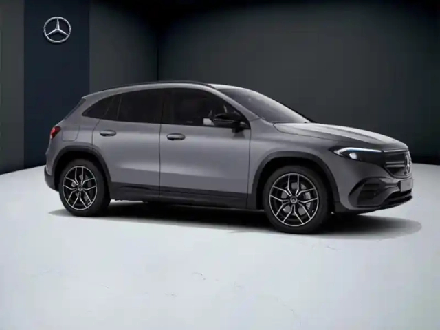 Mercedes Eqa 250+ amg line — photo 15