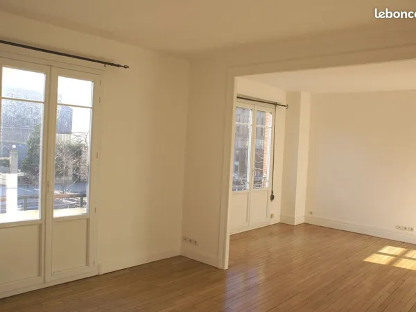 2/3 pieces 65m² calme et lumiere plein centre du havre