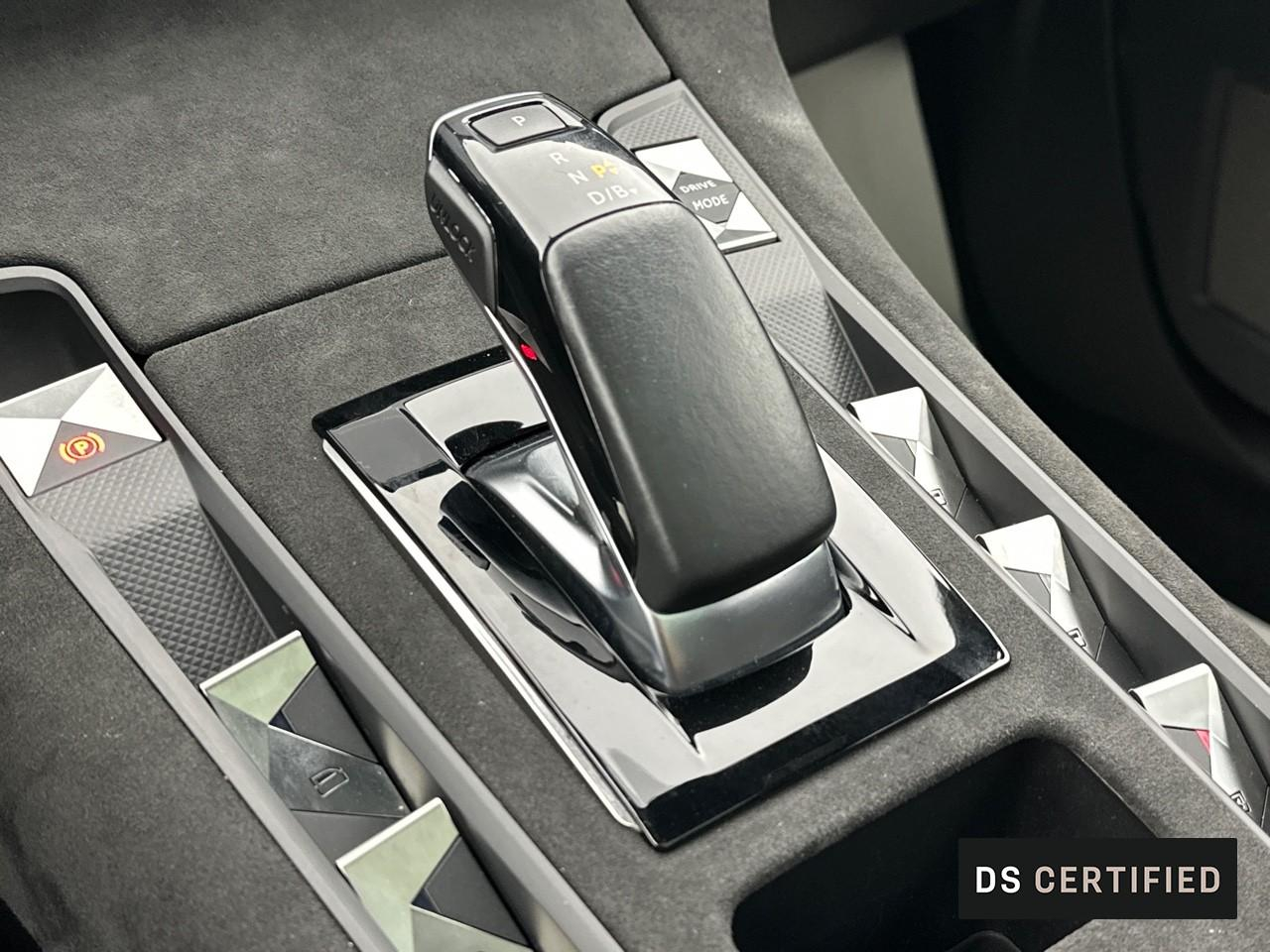 Ds Ds 7 crossback crossback hybride e-tense 300 eat8 4x4 performance — photo 35