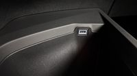 Peugeot 5008 Hybrid 145ch Allure e-DCS6 — photo 30