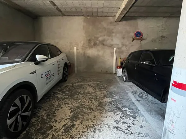 Location place de parking couverte et sécurisée - Av Jean Jaurès Dijon