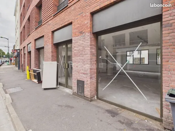 Local commercial 106 m²