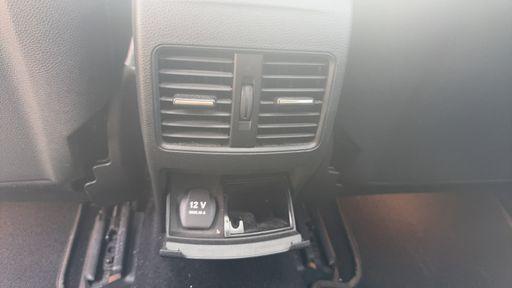 Mercedes Classe A 200 d 136 7G-DCT - Fascination – 2015 – 147976 km – Diesel – Boîte Automatique — photo 4