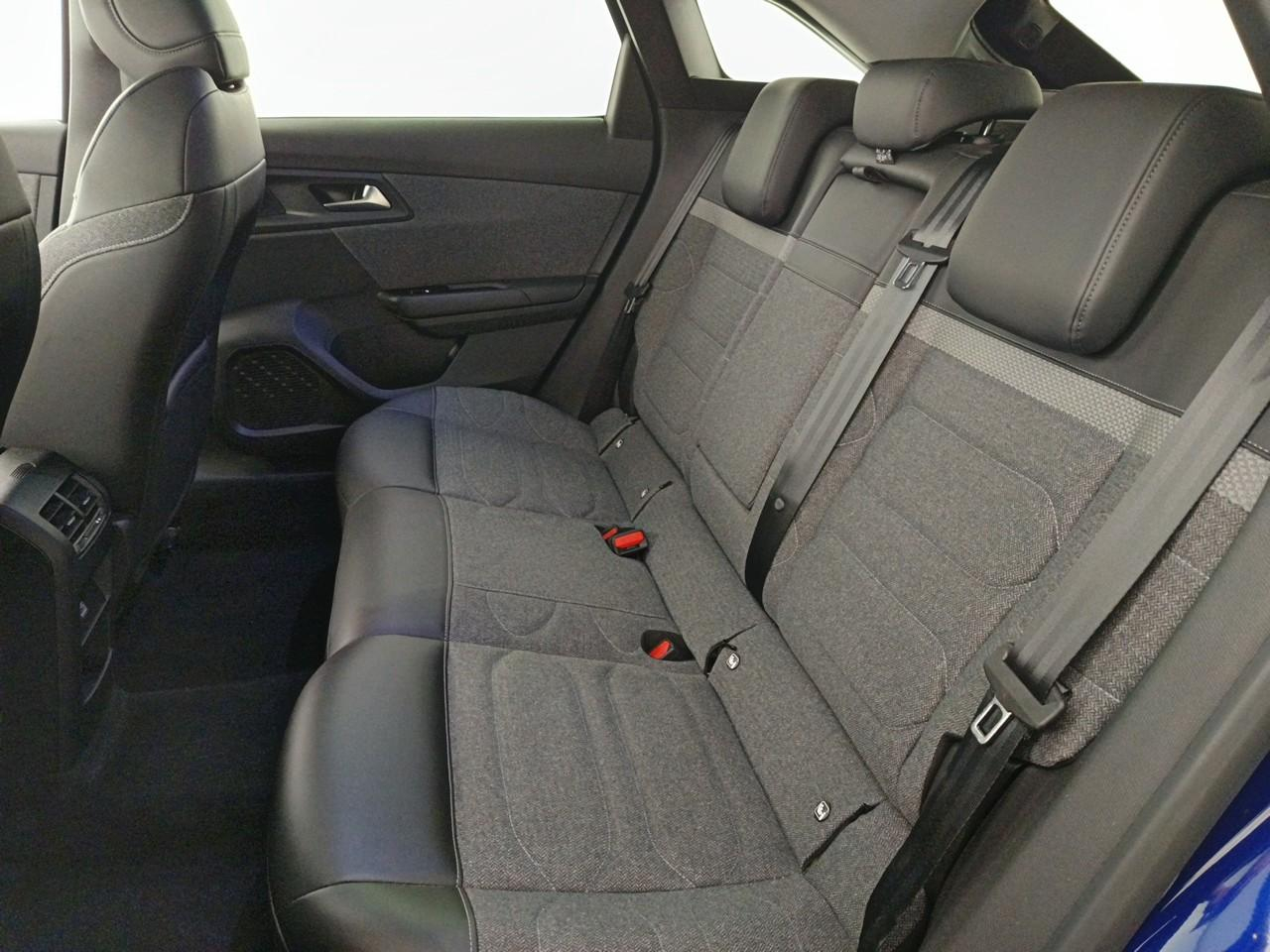 Citroën C5 X hybride rechargeable 225 s&s e-eat8 feel pack — photo 10