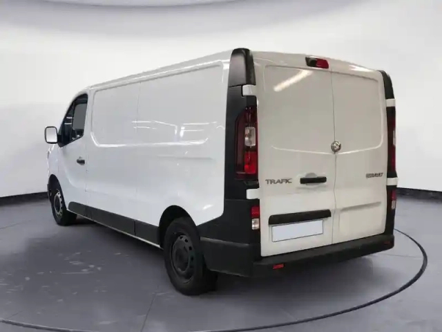 Renault Trafic fgn l2h1 3000 kg blue dci 130 — photo 3