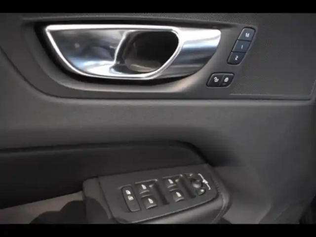 Volvo Xc60 t6 awd 253 + 145ch plus style dark geartronic — photo 25
