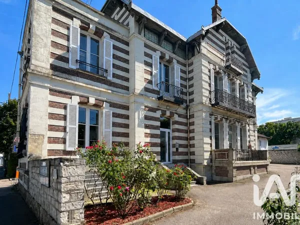 Immeuble 280 m²