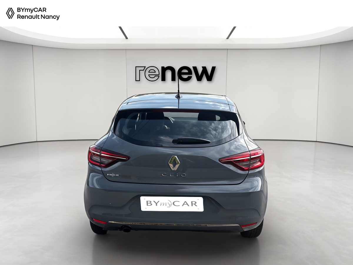 Renault Clio TCe 100 — photo 4