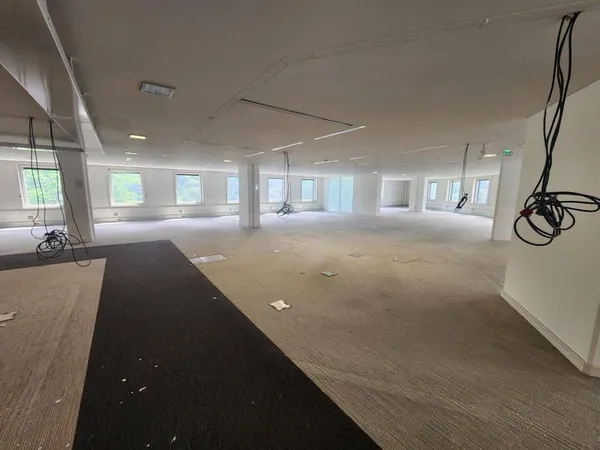 Bureaux 666 m²