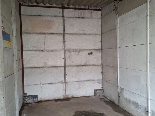 Garage box parking