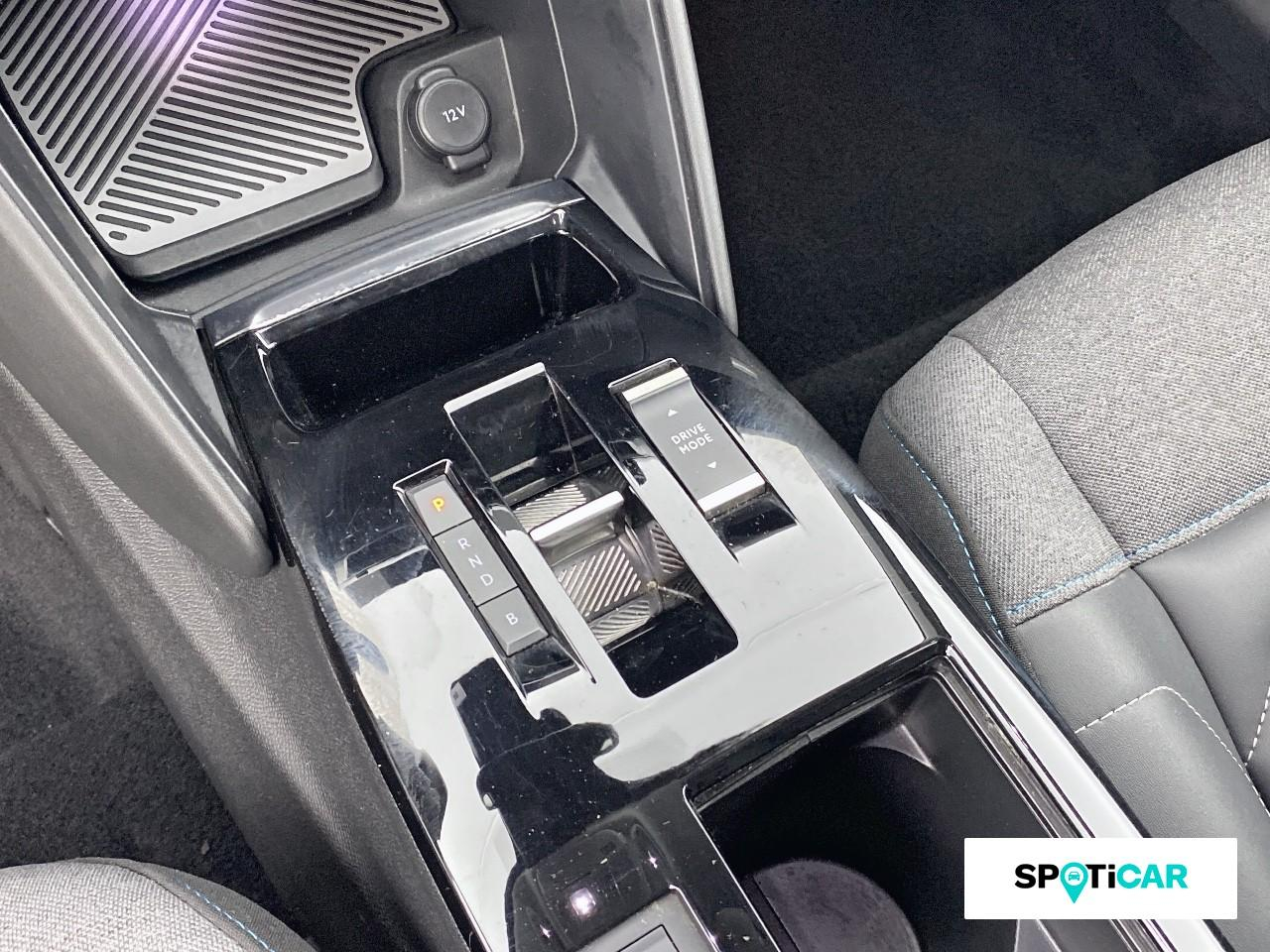 Citroën C4 moteur electrique 136ch (100 kw) shine automatique — photo 14
