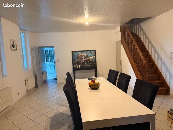 Maison 5 pièces à louer à Villers-Pol